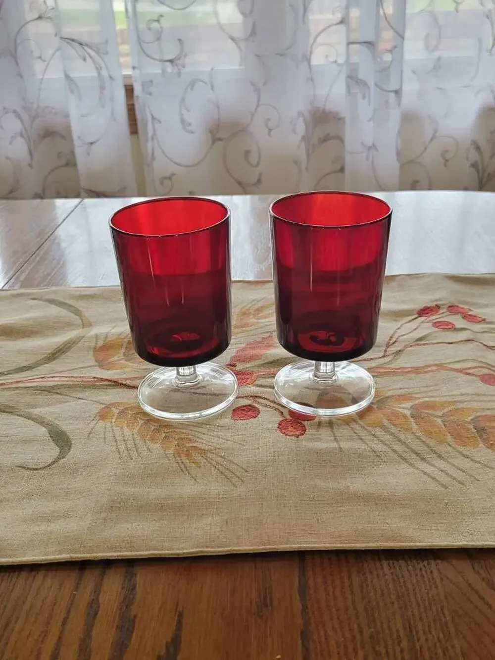 2 Vintage Luminarc Arcoroc Cavalier Ruby Red Glasses Clear Stem Water Goblets